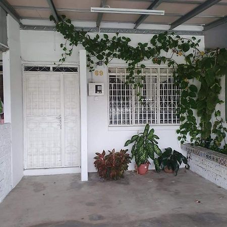 Homestay Cempaka Star Ipoh Exterior foto